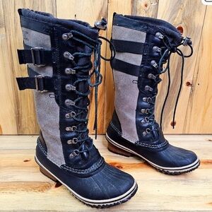Sorel Conquest Carly II Tall Lace Up Boot Size 8